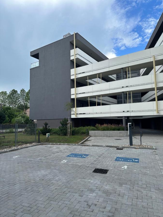 Romai Panorama Apartman Шиофок Экстерьер фото